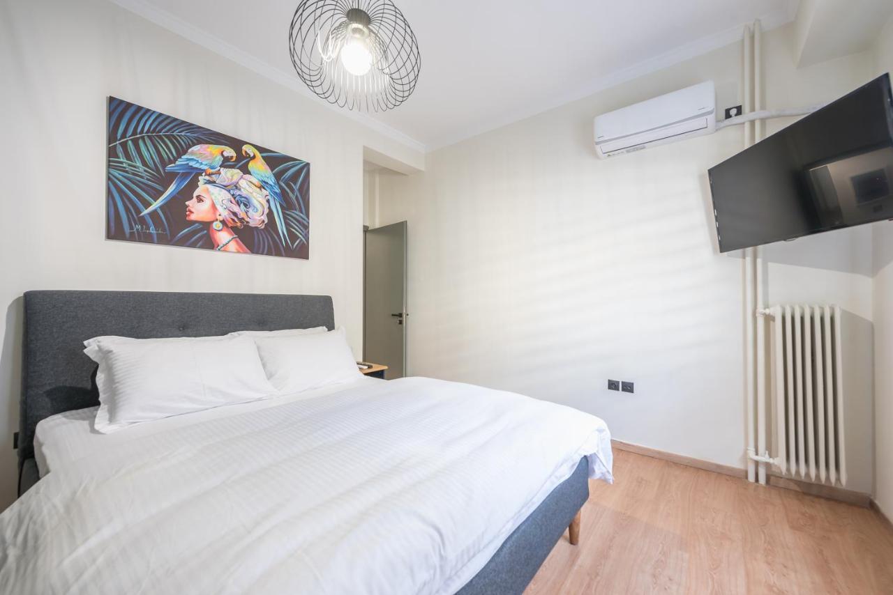Athens Center Spacious Apartment Екстер'єр фото