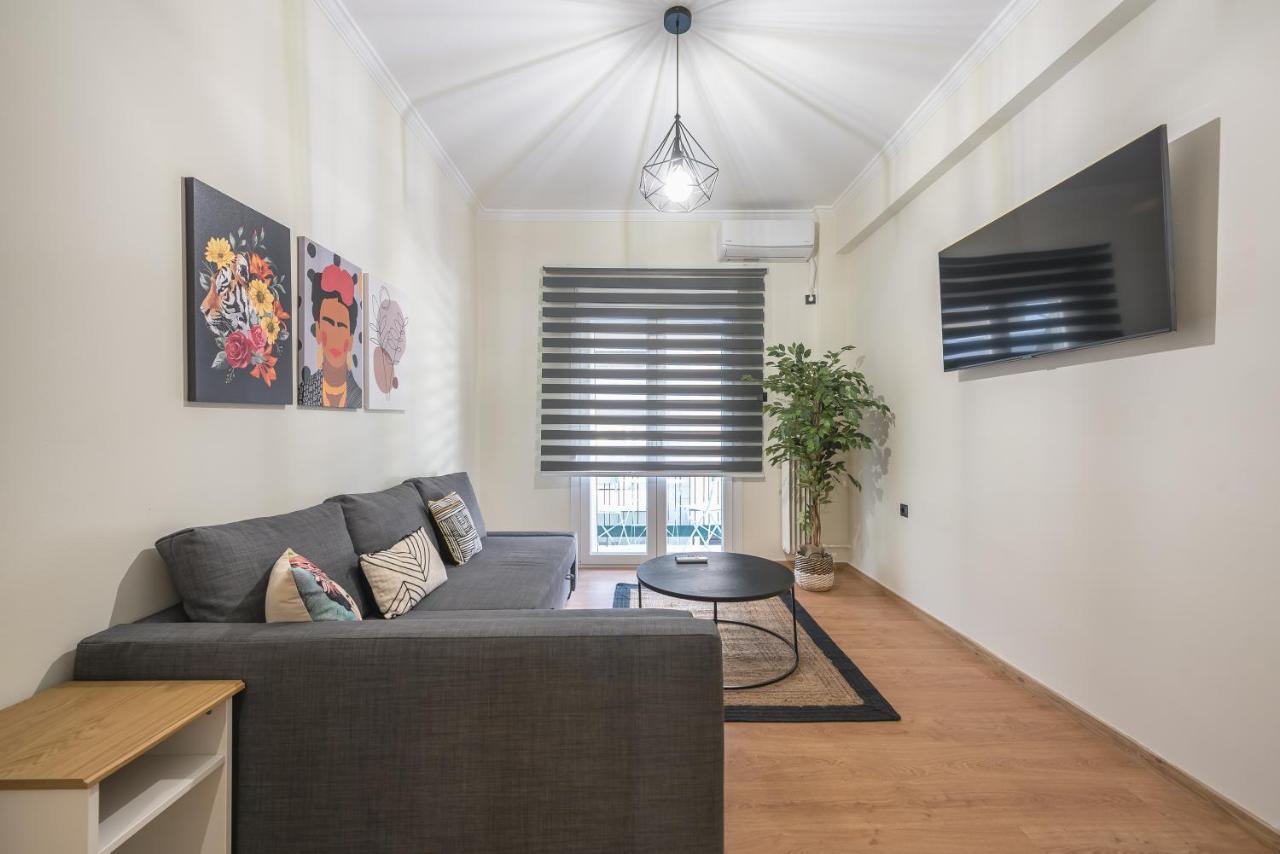 Athens Center Spacious Apartment Екстер'єр фото