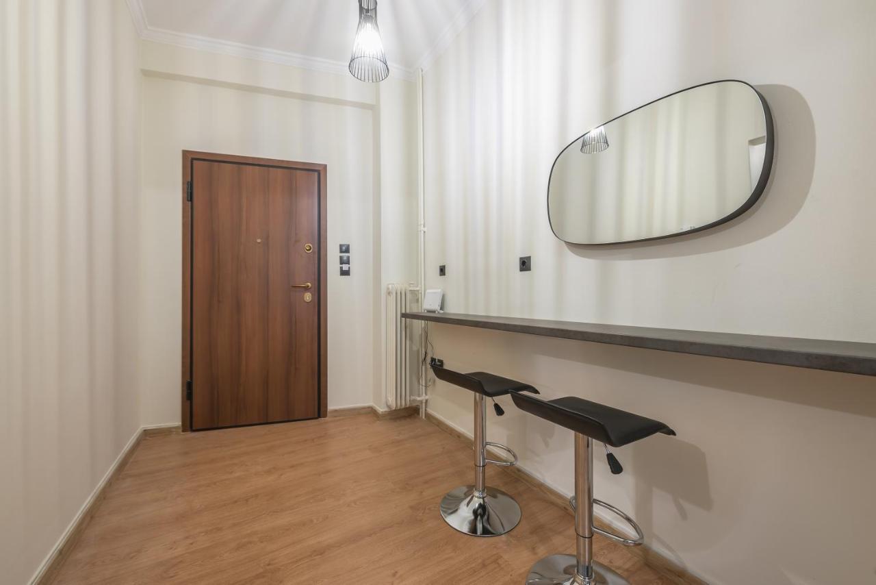 Athens Center Spacious Apartment Екстер'єр фото